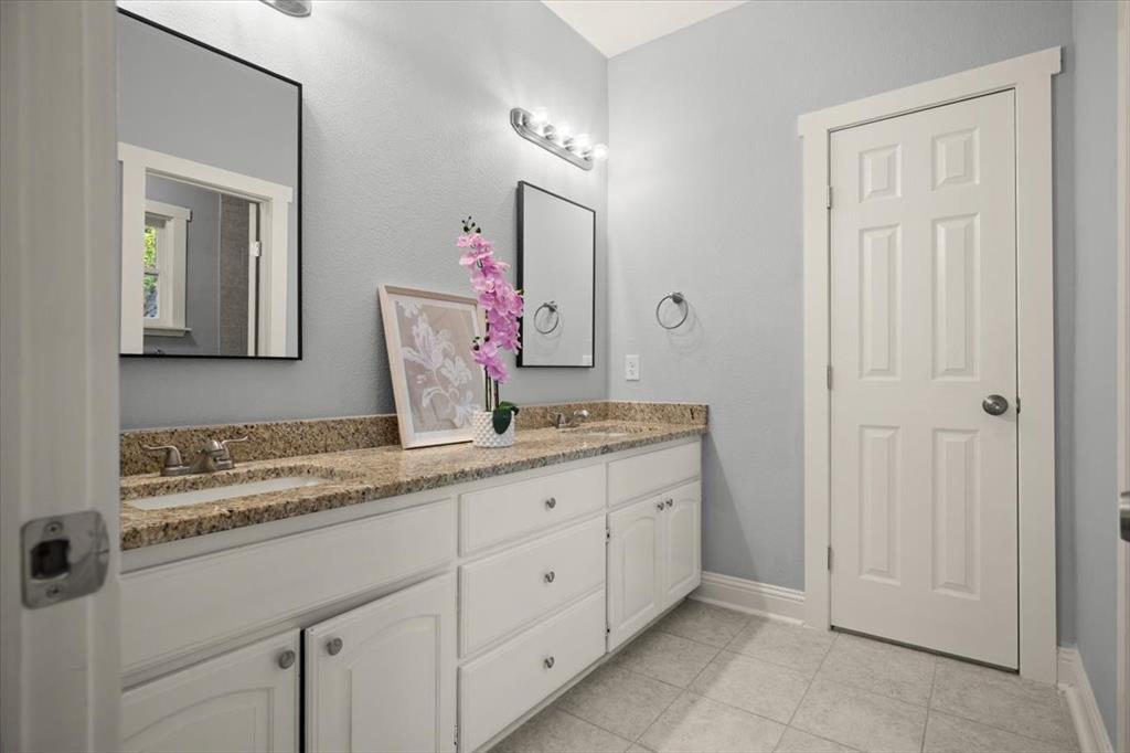 Lawn Place Add - Residential