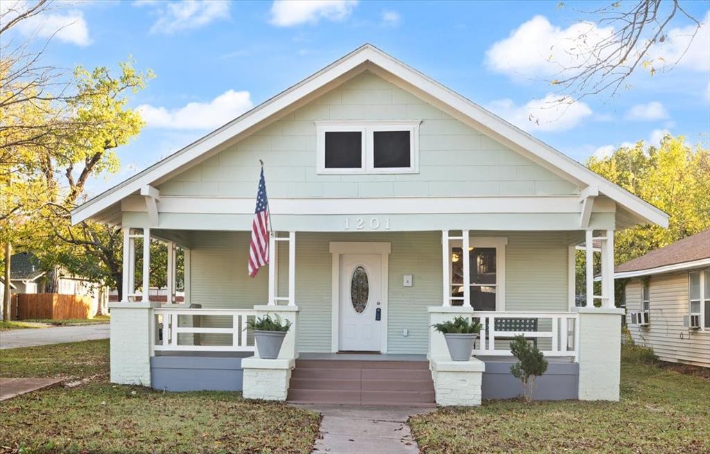 Lawn Place Add - Residential