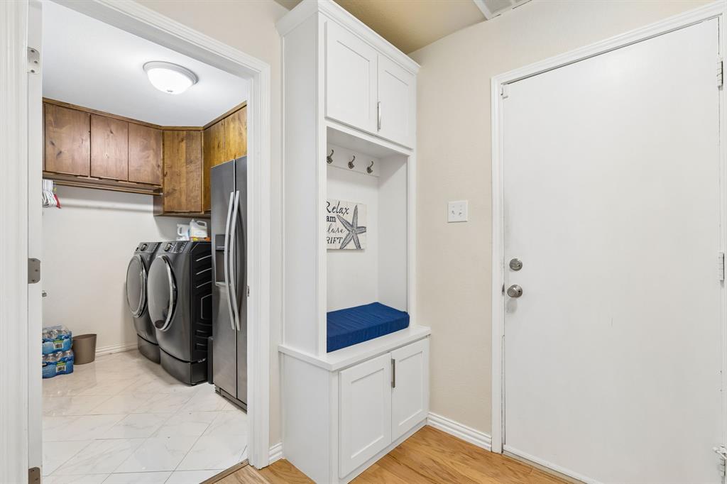 Ridglea Country Club Estate - Residential