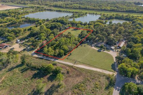 3735 Middlefield Road Dallas TX 75253