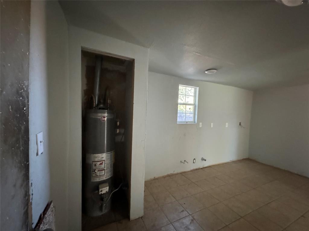 Roosevelt Manor 1st Inst - Residential