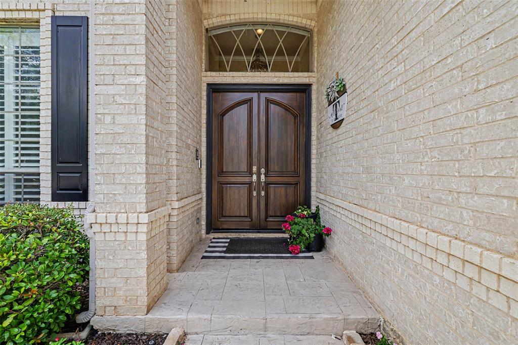 8217 Thornhill Drive
