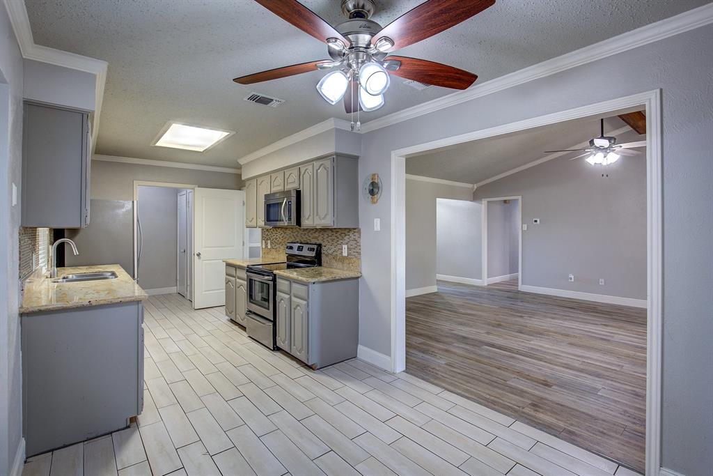 Lewisville Valley 4 - Residential Lease