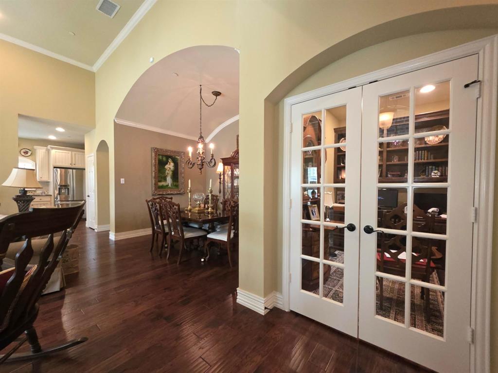 5673 Hummingbird Lane