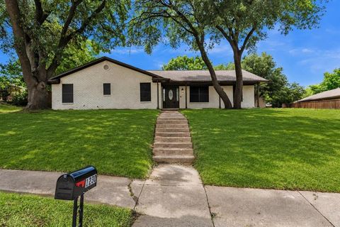 Photo of 1230 Briar Hollow Lane, Garland, TX 75043 (MLS # 21270105)