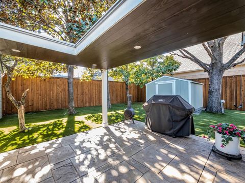 Tiny photo for 3315 Mockingbird Lane, Highland Park, TX 75205 (MLS # 21159653)