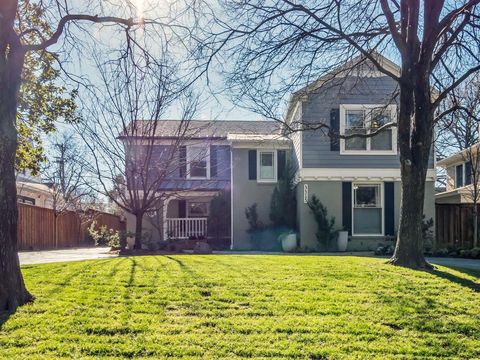 Photo of 3315 Mockingbird Lane, Highland Park, TX 75205 (MLS # 21159653)