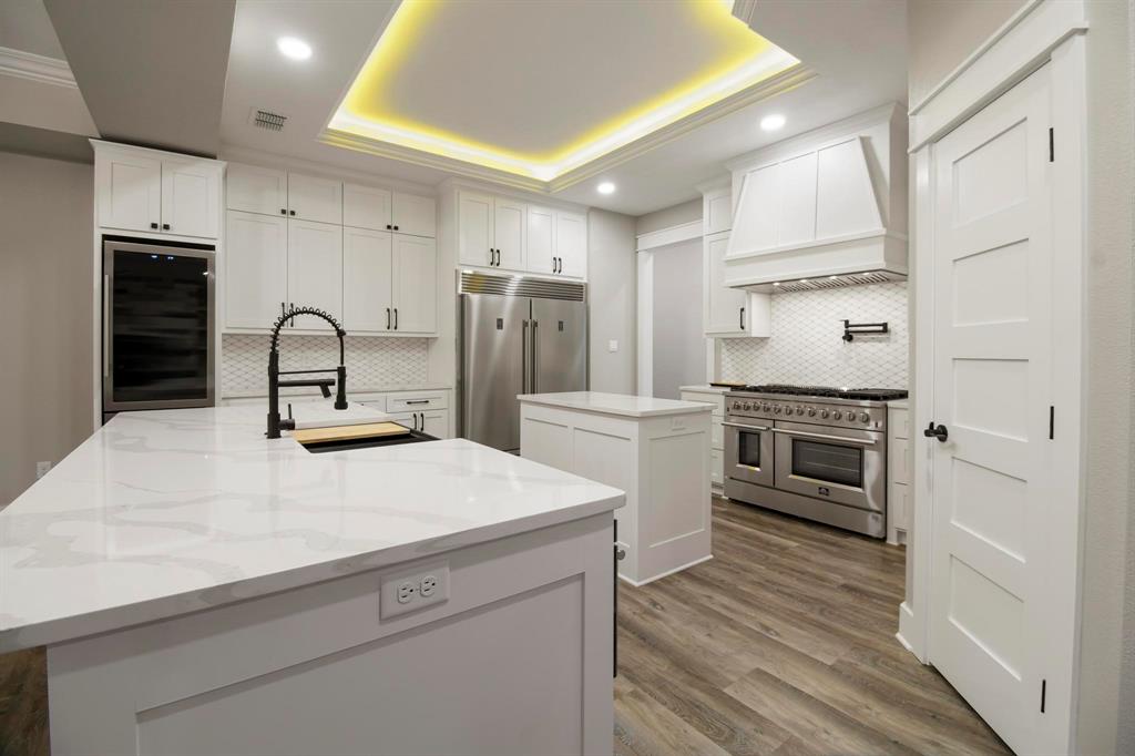 Stone Chimney Cove - Residential