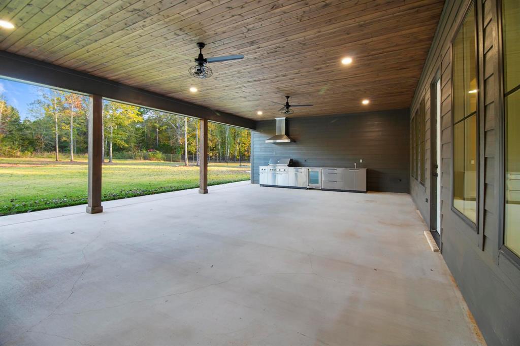 Stone Chimney Cove - Residential