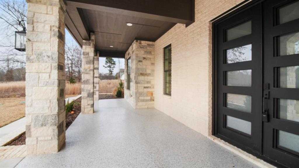 Stone Chimney Cove - Residential