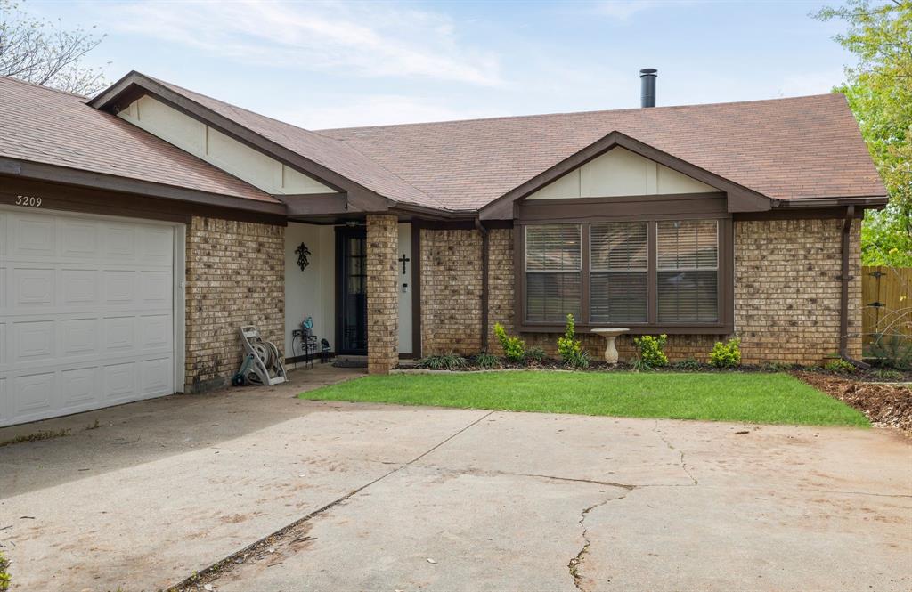 3209 Creekwood Lane