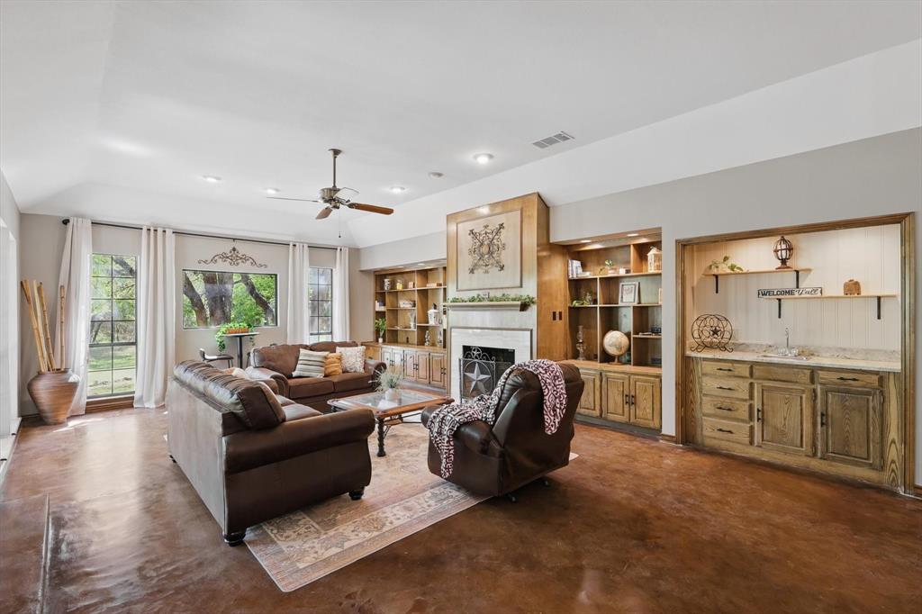 Dry Creek Estates - Residential