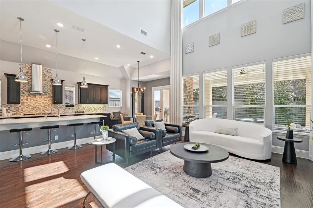 Richwoods Ph Twelve - Residential