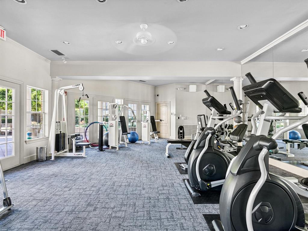 Wyndemere Condo - Residential