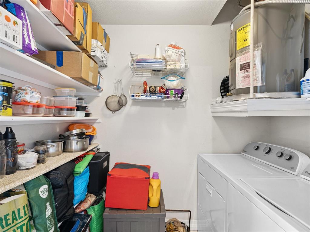 Wyndemere Condo - Residential