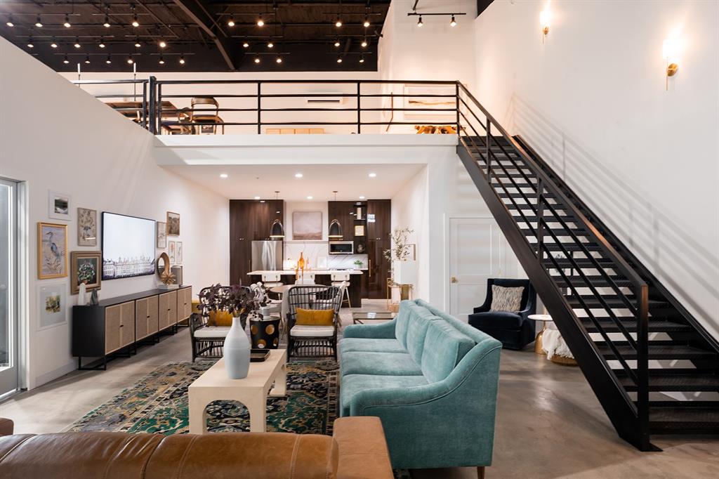1400 N Las Vegas Trail 119