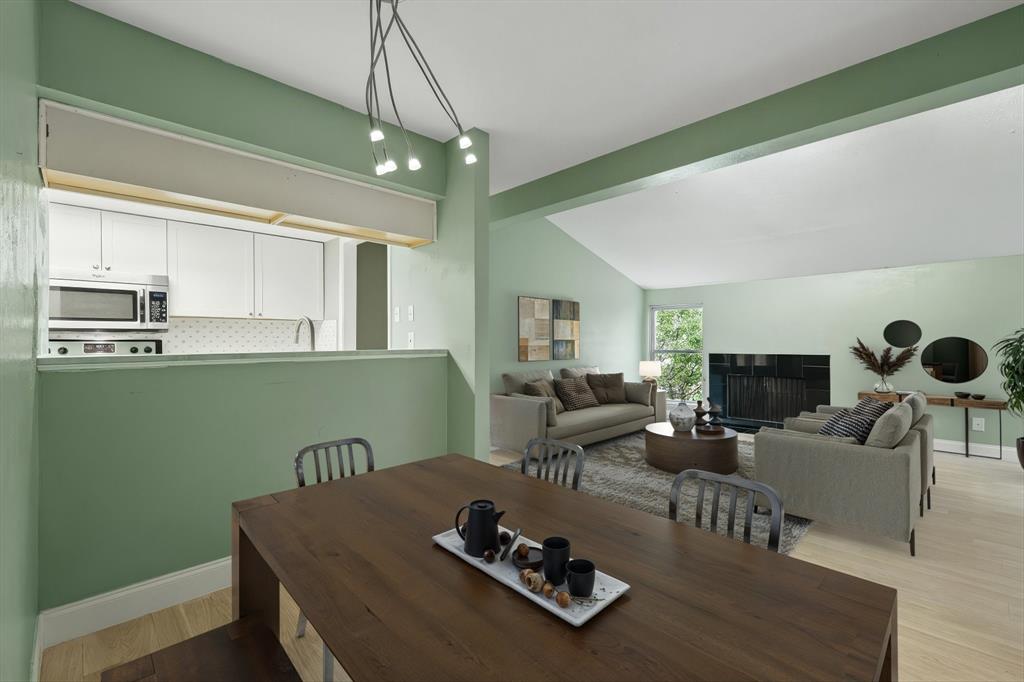 Las Colonitas Condo - Residential