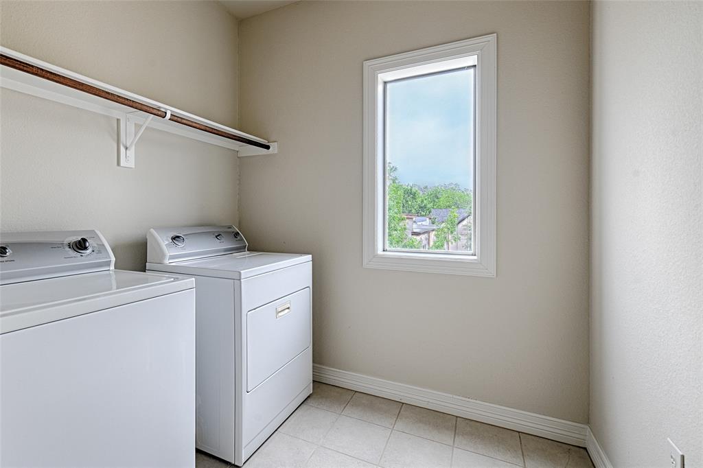 Regency At Lakewood Condos - Residential