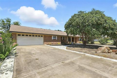 5610 Cuero Drive De Cordova TX 76049