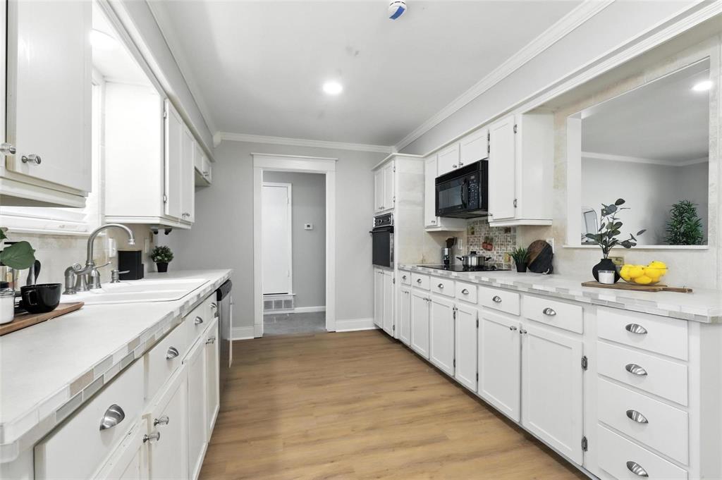 Decordova Bend Estate - Residential