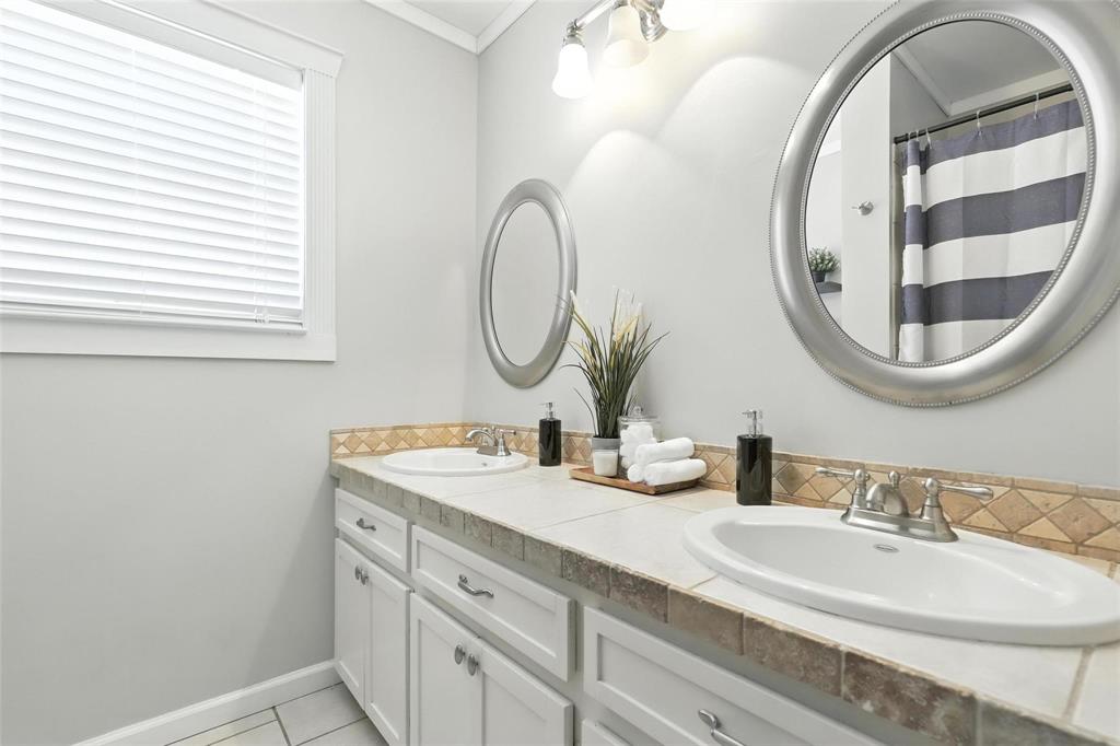 Decordova Bend Estate - Residential