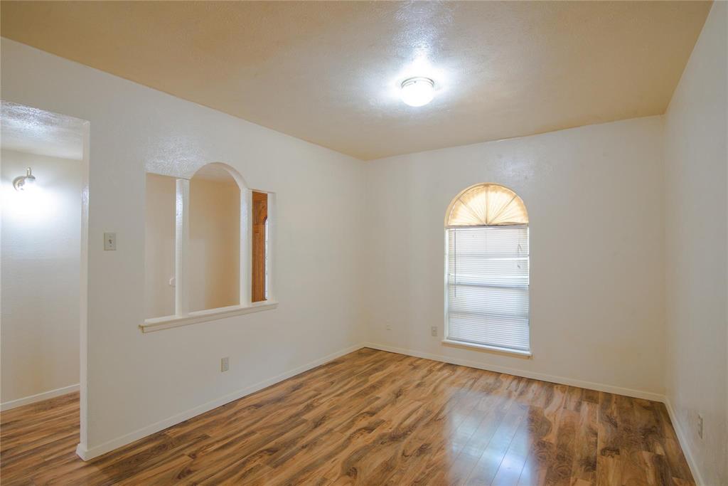 5614 Christie Lane