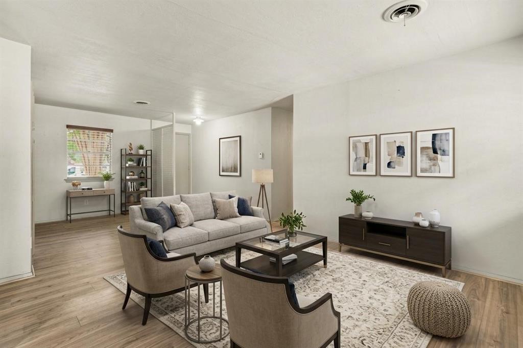 2715 Bellaire Court