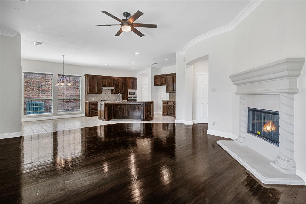 2353 Salisbury Court