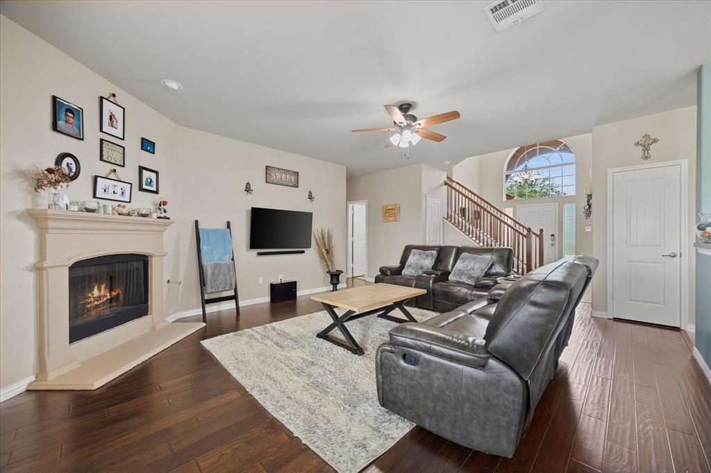 1395 Bay Line Drive