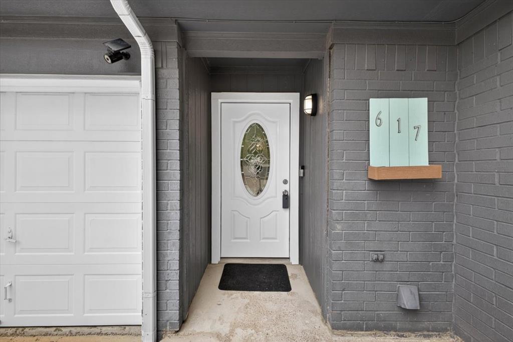 617 Hollyberry Drive