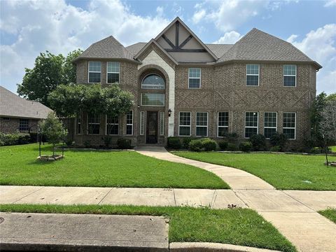 Photo of 2813 Regents Park Lane, Garland, TX 75043 (MLS # 21219434)
