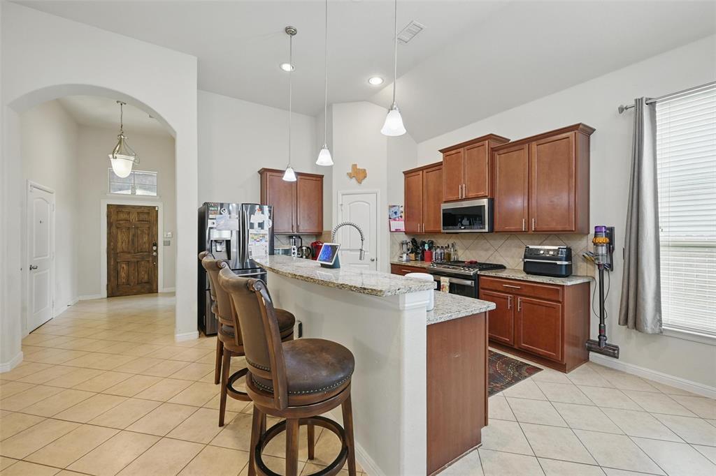 1616 Nightingale Drive