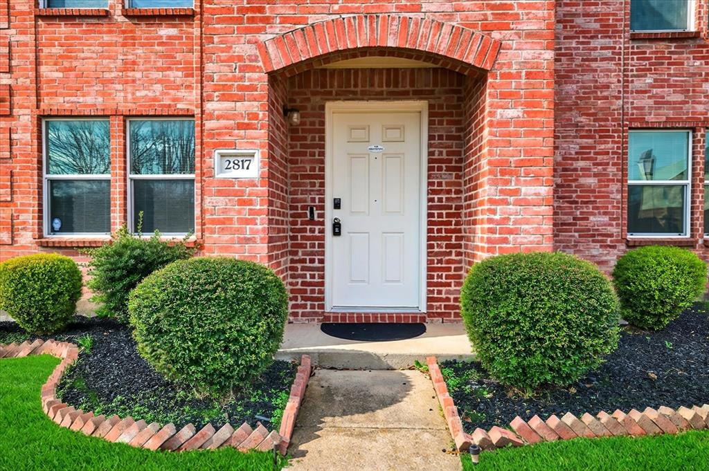 2817 Lake Terrace Drive