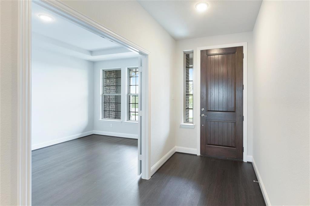 The Ridge at Northlake - Residential