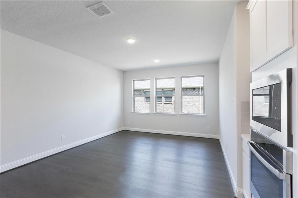 The Ridge at Northlake - Residential