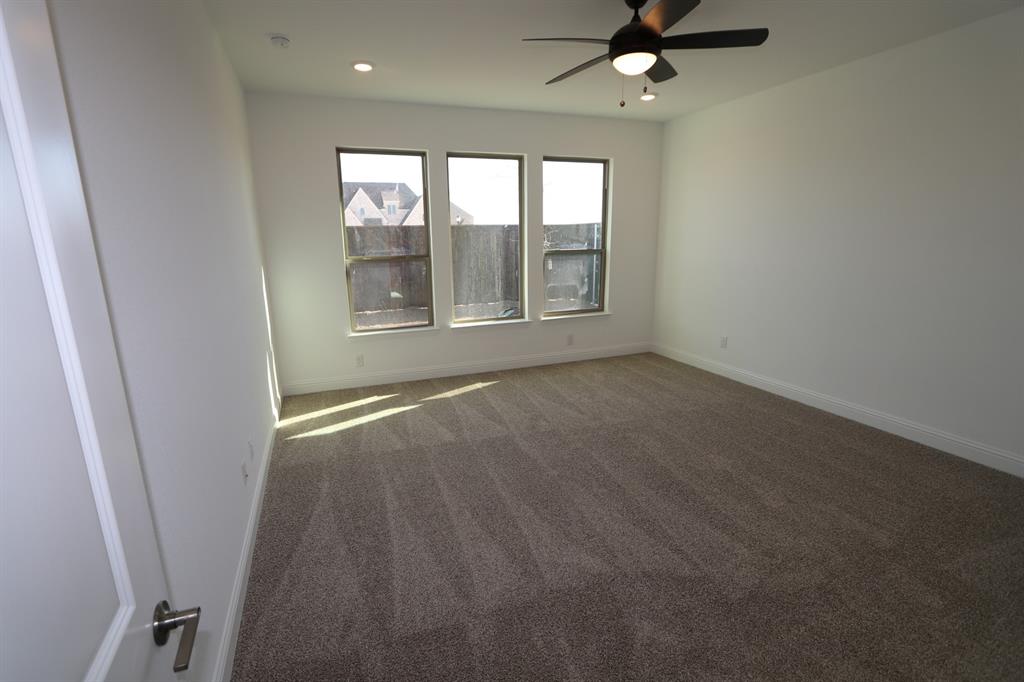 The Ridge at Northlake - Residential