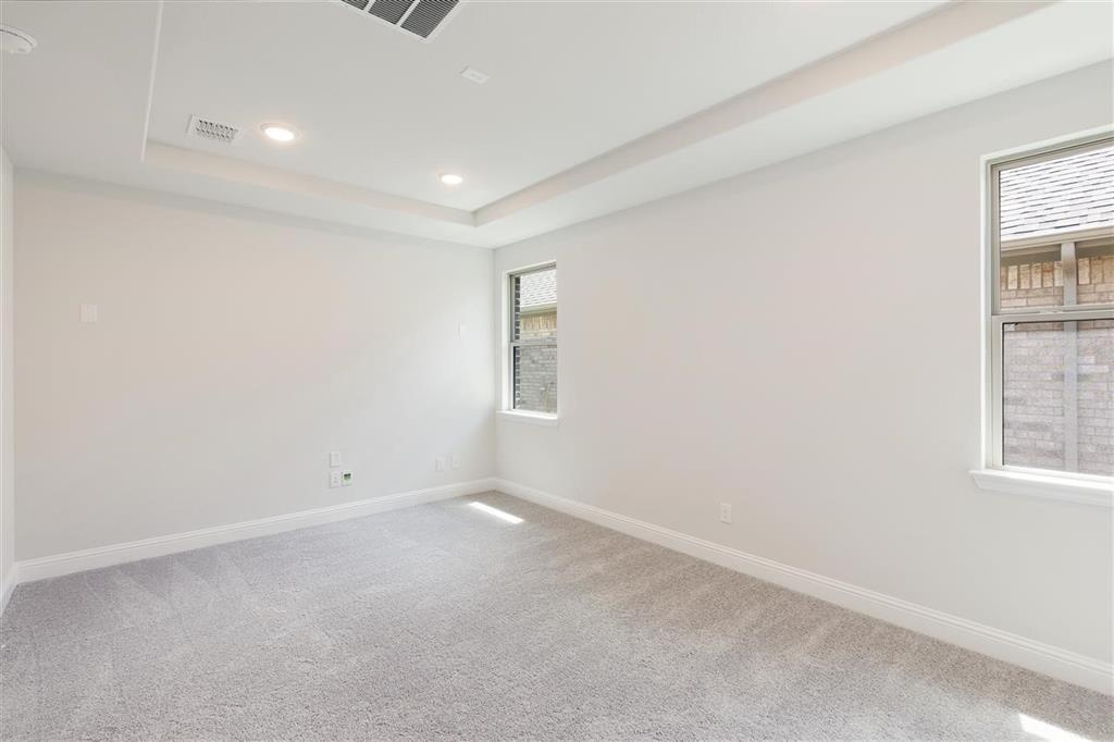 The Ridge at Northlake - Residential