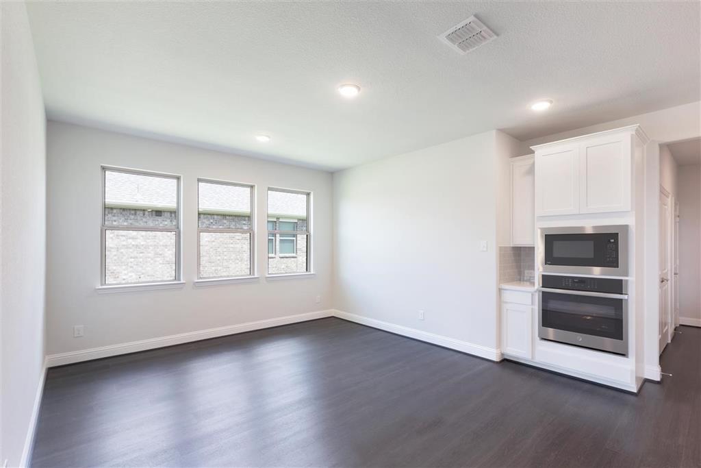 The Ridge at Northlake - Residential