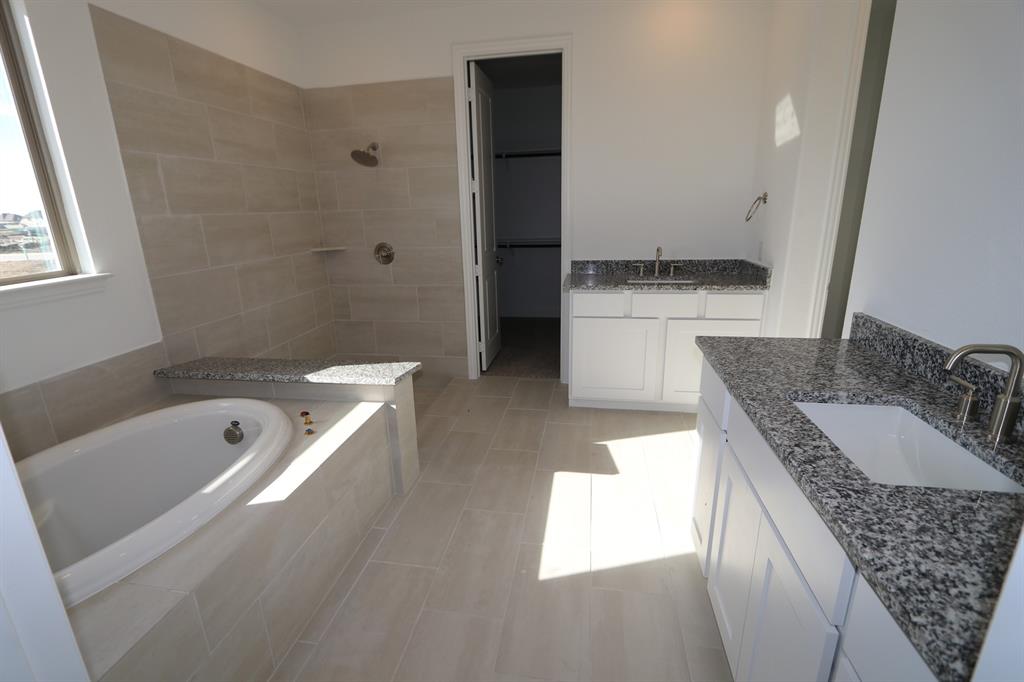 The Ridge at Northlake - Residential