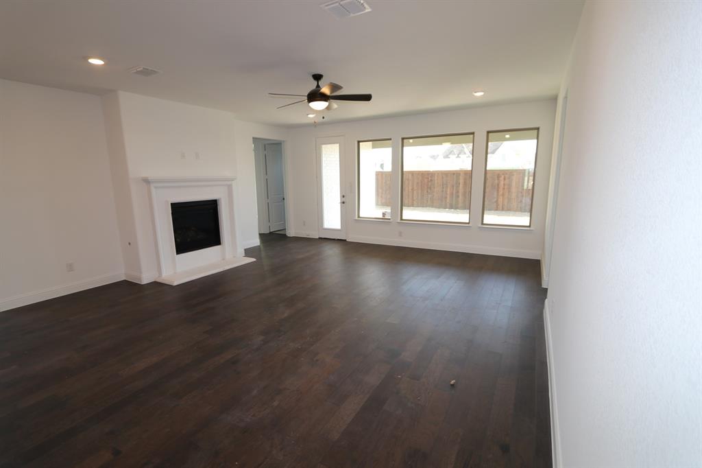 The Ridge at Northlake - Residential