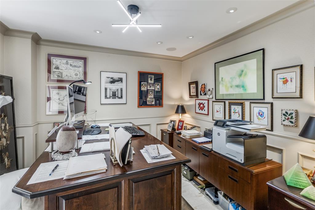 The Shelton Condo - Residential