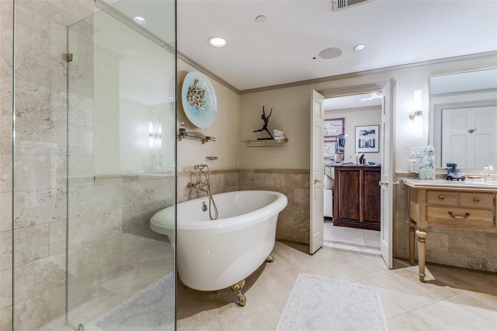 The Shelton Condo - Residential