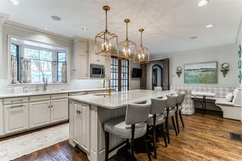 Tiny photo for 4438 Arcady Avenue, Highland Park, TX 75205 (MLS # 21186126)