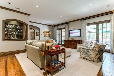 Tiny photo for 4438 Arcady Avenue, Highland Park, TX 75205 (MLS # 21186126)