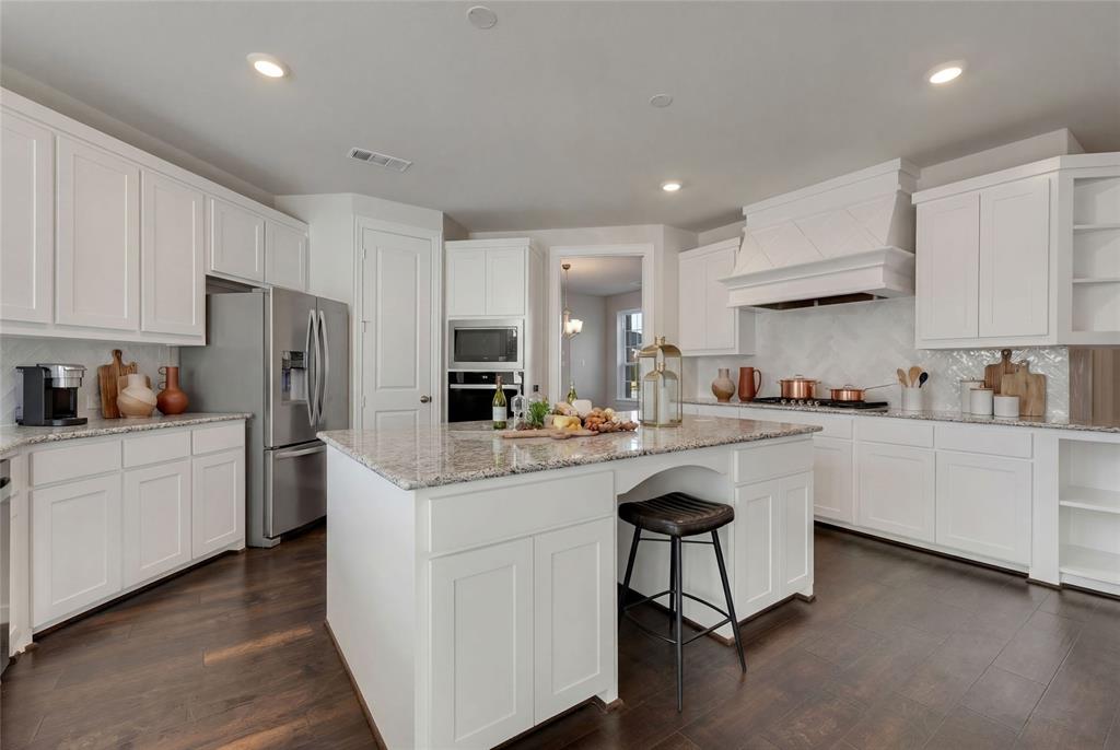 2438 Meridian Place