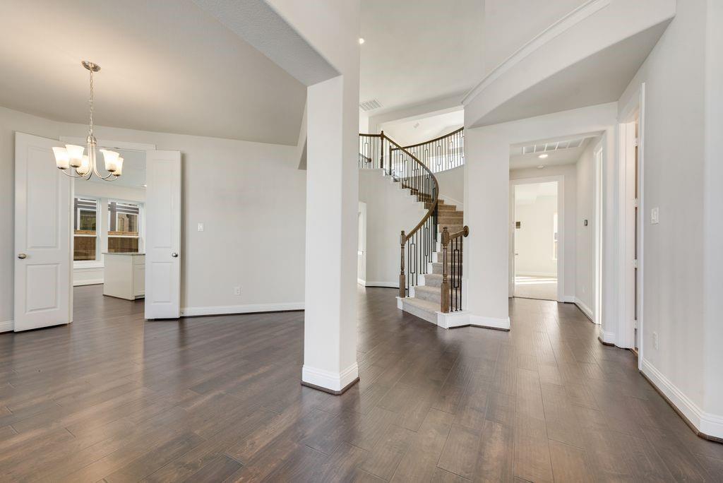 2438 Meridian Place