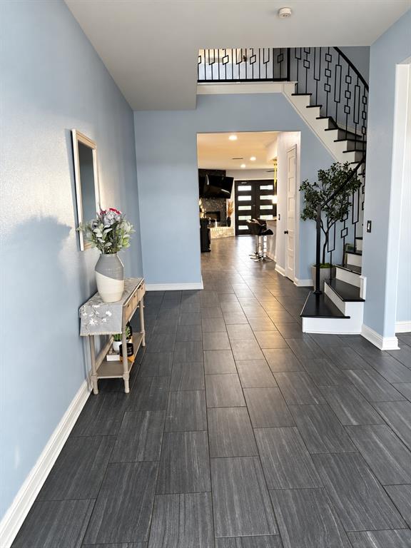 9077 County Road 4116