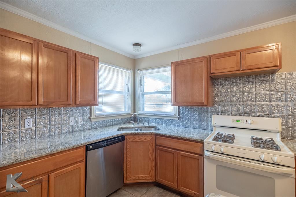 Leo Kaveny Sub - Residential