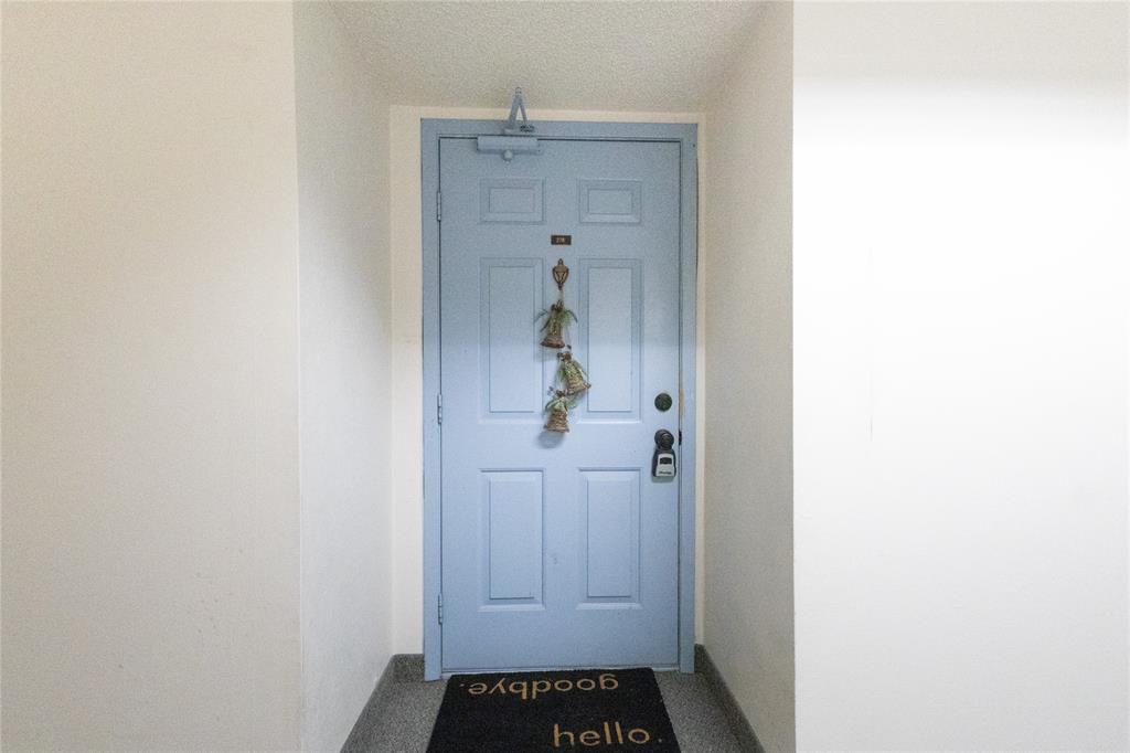 Cambridge Condo Ph 01 03 - Residential