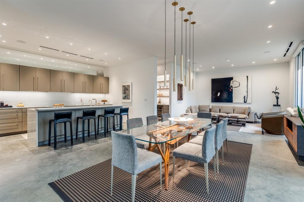 3740 Holland Avenue #2D